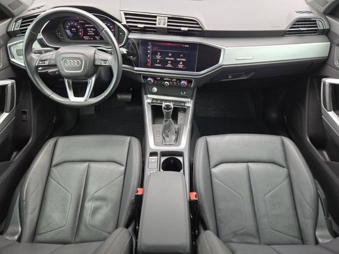 Used 2020 Audi Q3 2.0T Premium w/ Convenience Package AWD/4WD image 22