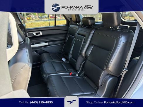 Certified 2022 Ford Explorer XLT w/ Equipment Group 202A AWD/4WD image 19