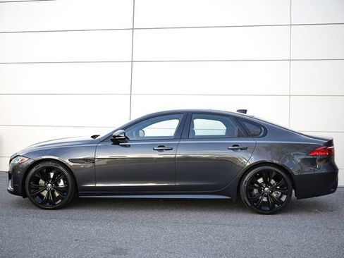New 2024 Jaguar XF R-Dynamic SE image 4