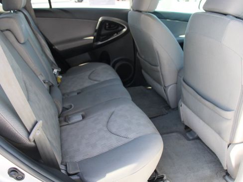 Used 2012 Toyota RAV4 FWD w/ Value Pkg image 15