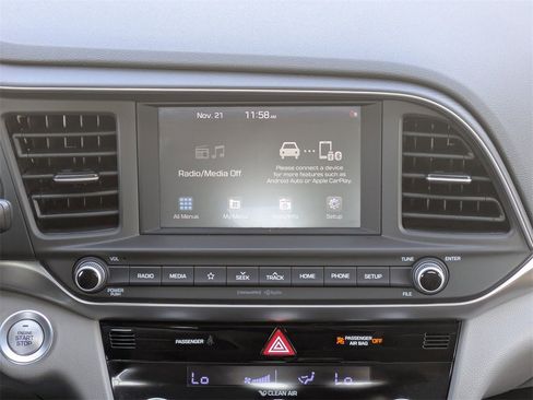 Used 2023 Hyundai Elantra Blue image 15