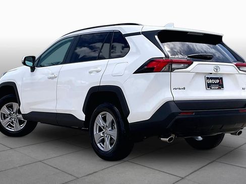 Used 2025 Toyota RAV4 XLE FWD image 12