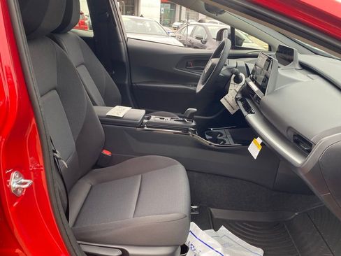 New 2026 Toyota Prius LE image 15