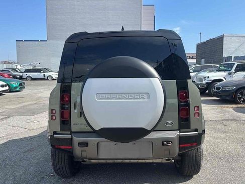 Used 2022 Land Rover Defender 90 X-Dynamic S AWD/4WD image 5