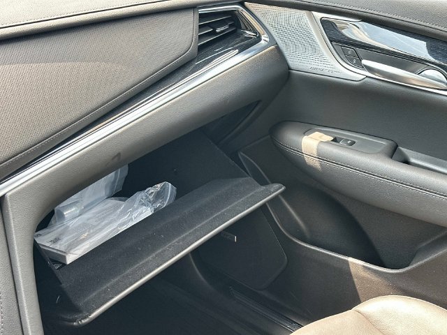 Used 2025 Cadillac XT5 Premium Luxury AWD/4WD image 35