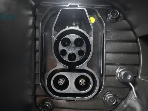 Used 2023 Hyundai Ioniq 6 SEL RWD image 10