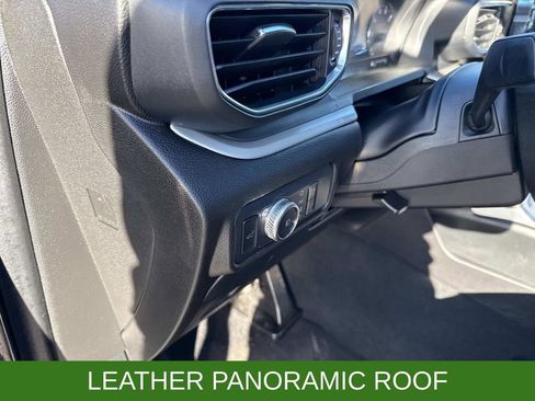 Certified 2022 Ford Explorer XLT w/ Equipment Group 202A image 23