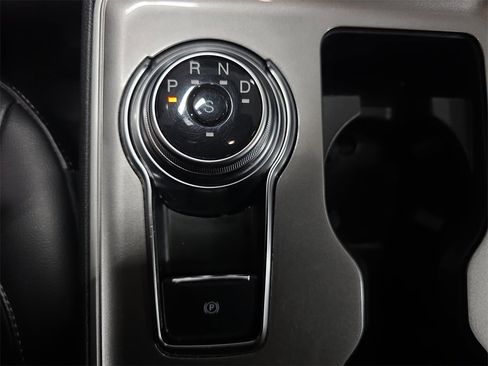 Used 2024 Ford Edge SEL image 20