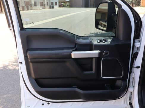 Used 2020 Ford F150 Lariat w/ Equipment Group 502A Luxury AWD/4WD image 23