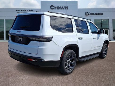 New 2026 Jeep Grand Wagoneer Limited AWD/4WD image 4