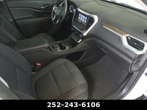 Used 2023 GMC Acadia SLE w/ Driver Convenience Package FWD image 34