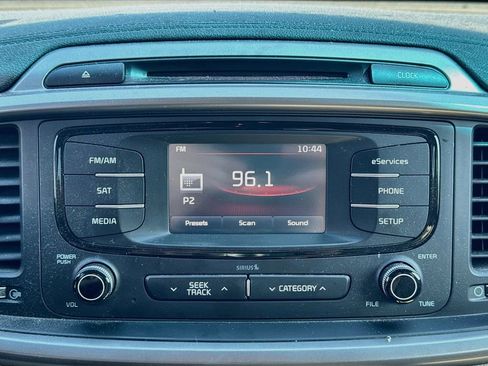 Used 2016 Kia Sorento AWD w/ LX Convenience Package image 14