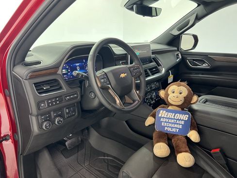 Used 2024 Chevrolet Tahoe High Country image 9
