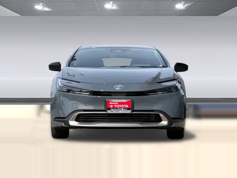 New 2026 Toyota Prius Plug-In Hybrid FWD image 6