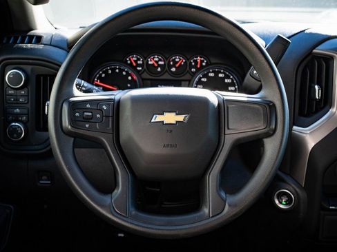 Used 2022 Chevrolet Silverado 1500 Custom image 37