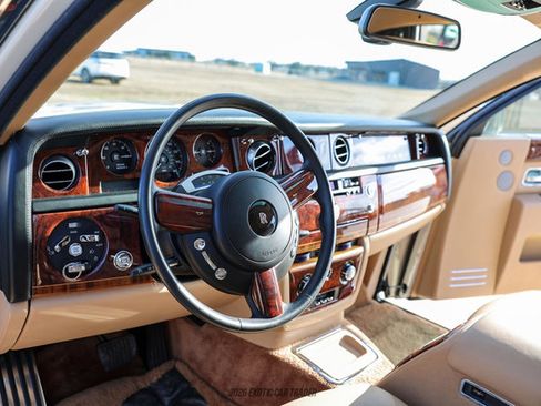 Used 2012 Rolls-Royce Phantom Sedan image 27