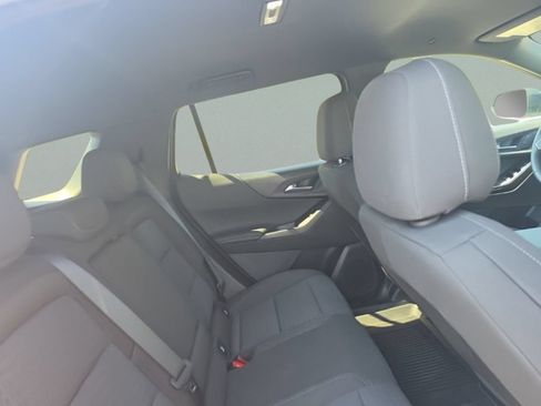 Used 2026 Chevrolet Equinox LT w/ Safety and Technology Package FWD image 26
