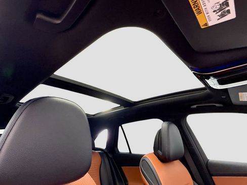 Used 2024 Mercedes-Benz GLC 300 GLC 300 image 17