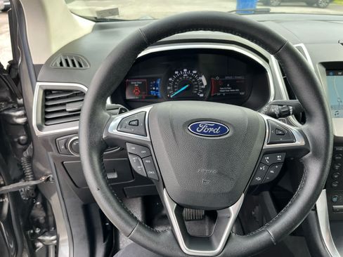 Used 2017 Ford Edge Titanium w/ Equipment Group 301A AWD/4WD image 13