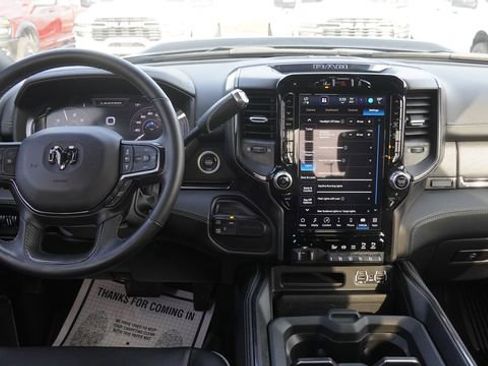 Used 2024 RAM 2500 Limited image 14