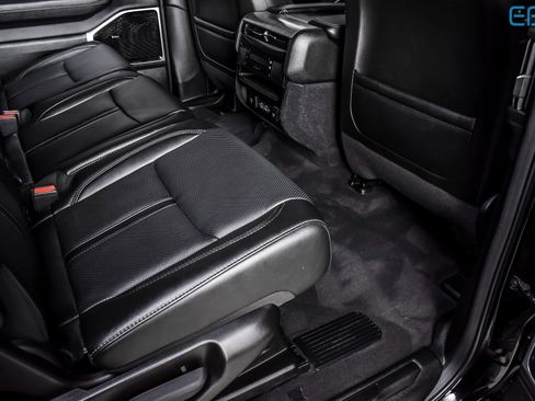 Used 2023 Jeep Wagoneer L Series III w/ Premium Group I image 22