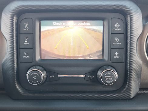 Used 2020 Jeep Wrangler Unlimited Sport image 22