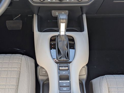 New 2026 Honda HR-V LX image 18