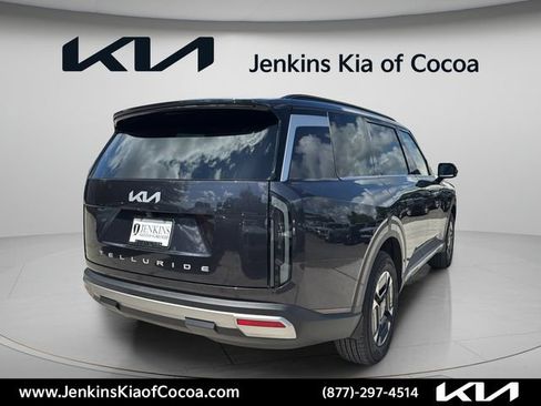 New 2027 Kia Telluride EX FWD image 5
