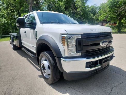Used 2019 Ford F550 4x4 SuperCab Super Duty image 1