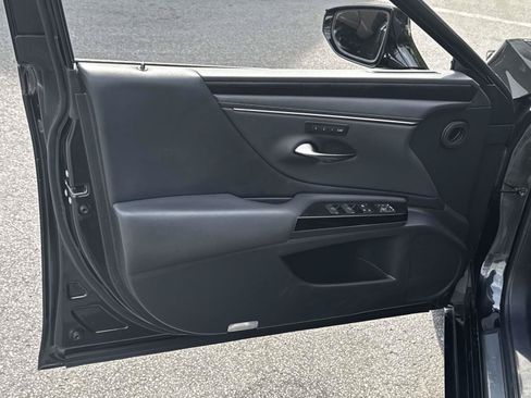 Used 2022 Lexus ES 350 w/ Premium Package FWD image 16