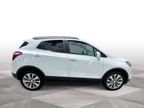 Used 2020 Buick Encore Preferred FWD image 9