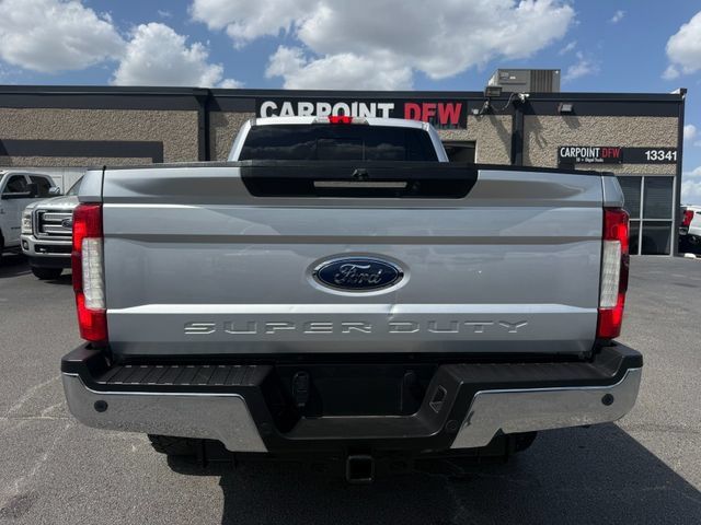 Used 2017 Ford F250 Lariat w/ Lariat Ultimate Package AWD/4WD image 5