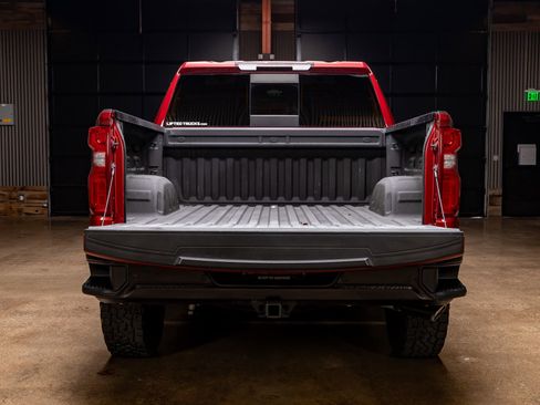 Used 2019 Chevrolet Silverado 1500 LTZ w/ LTZ Texas Edition image 9
