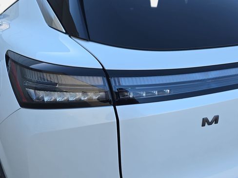 Used 2025 Nissan Murano SL AWD/4WD image 33