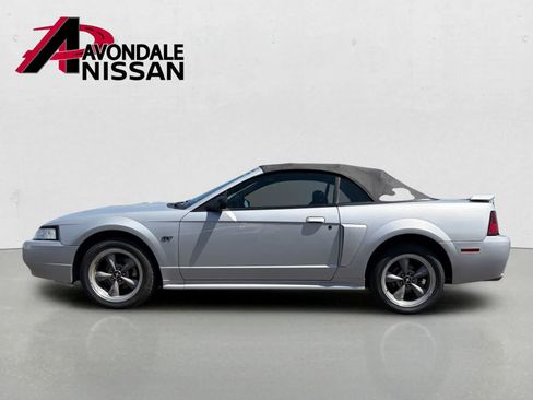 Used 2002 Ford Mustang GT RWD image 3
