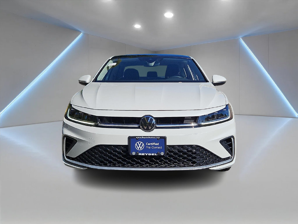 Certified 2026 Volkswagen Jetta SEL FWD image 2