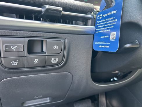 New 2026 Hyundai Tucson Limited image 18