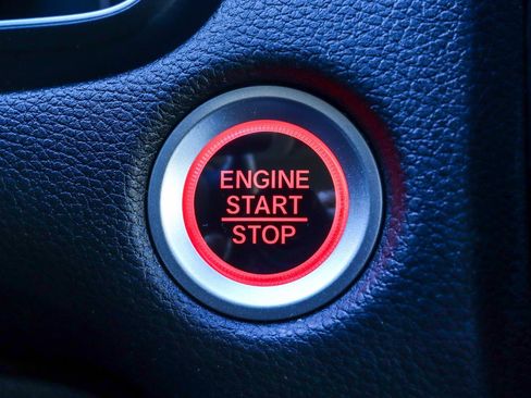 Used 2018 Honda CR-V Touring image 16