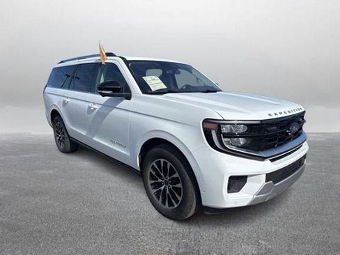 Certified 2025 Ford Expedition Max Platinum AWD/4WD image 5
