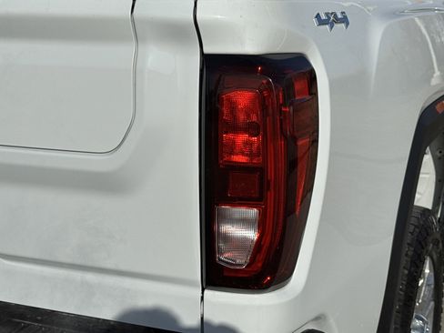 Used 2020 GMC Sierra 2500 Base w/ Convenience Package image 11