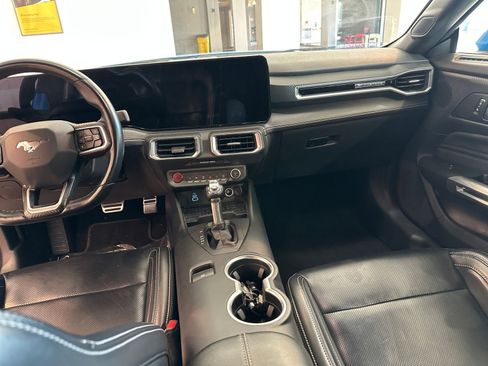 Used 2024 Ford Mustang Premium image 34