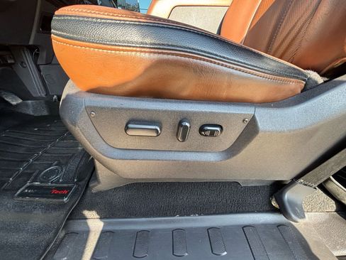 Used 2016 Ford F250 Platinum w/ FX4 Off-Road Package image 15