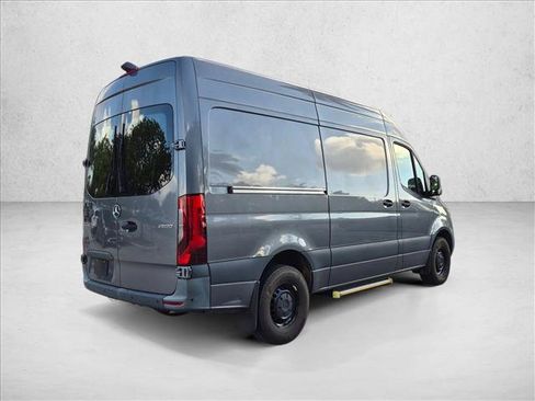 Used 2023 Mercedes-Benz Sprinter 2500 image 5