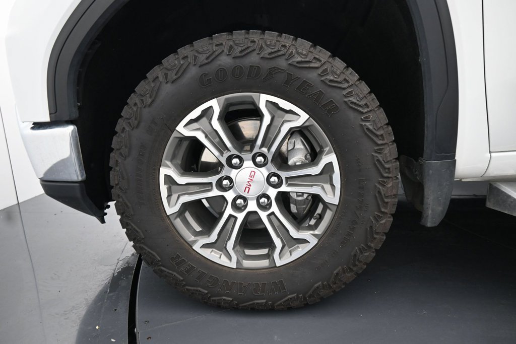 Used 2025 GMC Sierra 1500 Pro w/ Pro Value Package AWD/4WD image 14