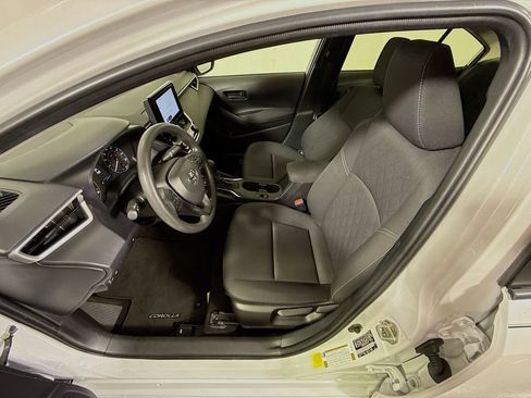 Certified 2024 Toyota Corolla LE FWD image 18