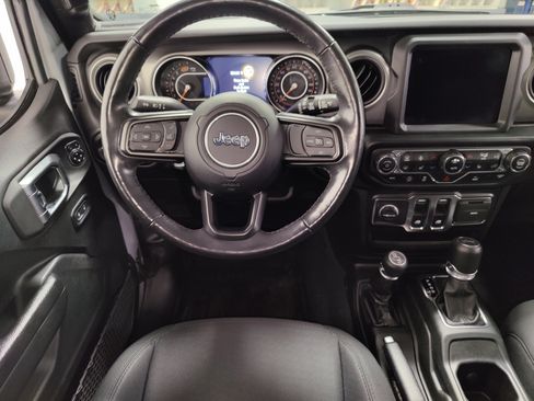 Used 2022 Jeep Wrangler Sport AWD/4WD image 15