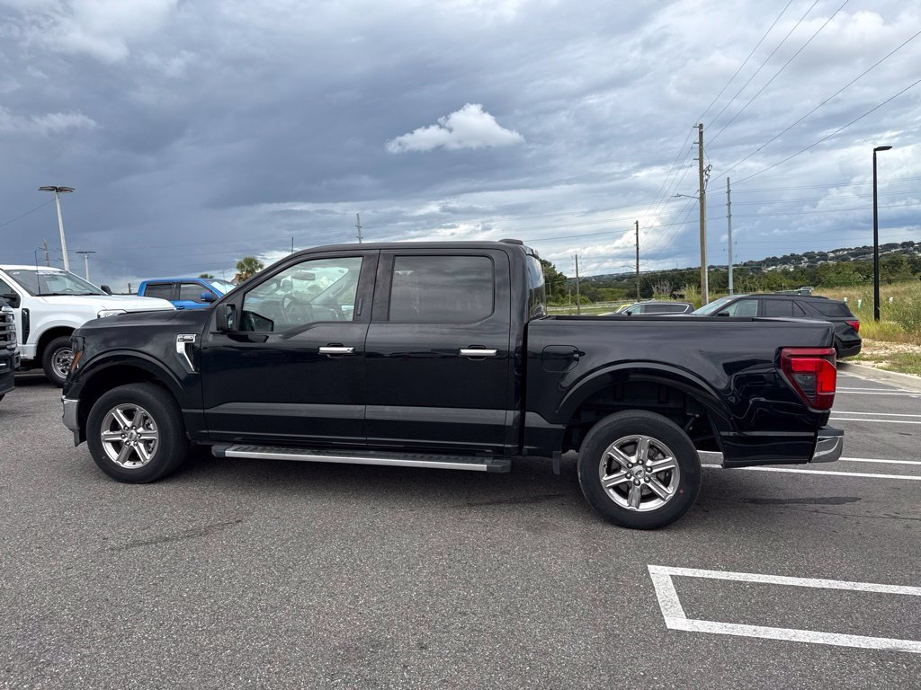 Used 2024 Ford F150 XLT w/ Mobile Office Package RWD image 4