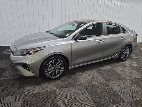 Used 2024 Kia Forte GT-Line w/ GT-Line Premium Package FWD image 6