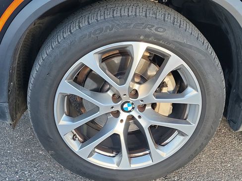 Used 2023 BMW X5 xDrive40i AWD/4WD image 21