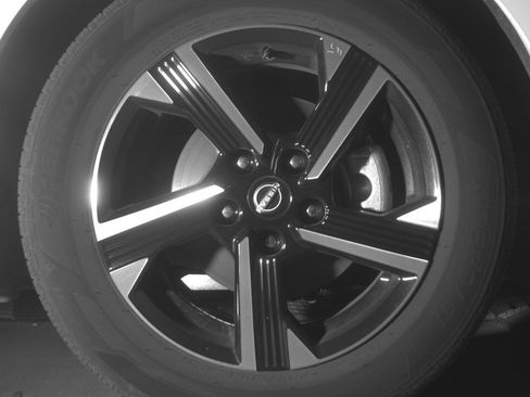 Used 2025 Nissan Sentra SV image 13